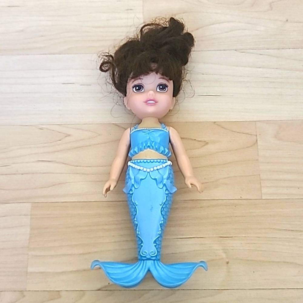 Disney Petite Dolls Ariel and Sisters Little Visit Mermaid dolls